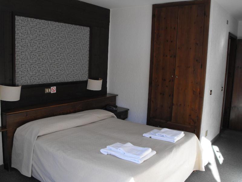 Hotel I Larici Bardonecchia Zewnętrze zdjęcie