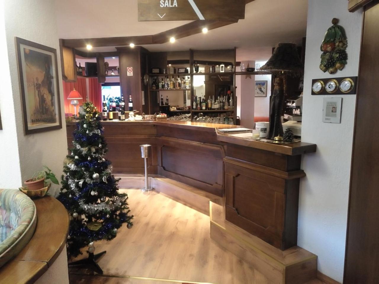 Hotel I Larici Bardonecchia Zewnętrze zdjęcie