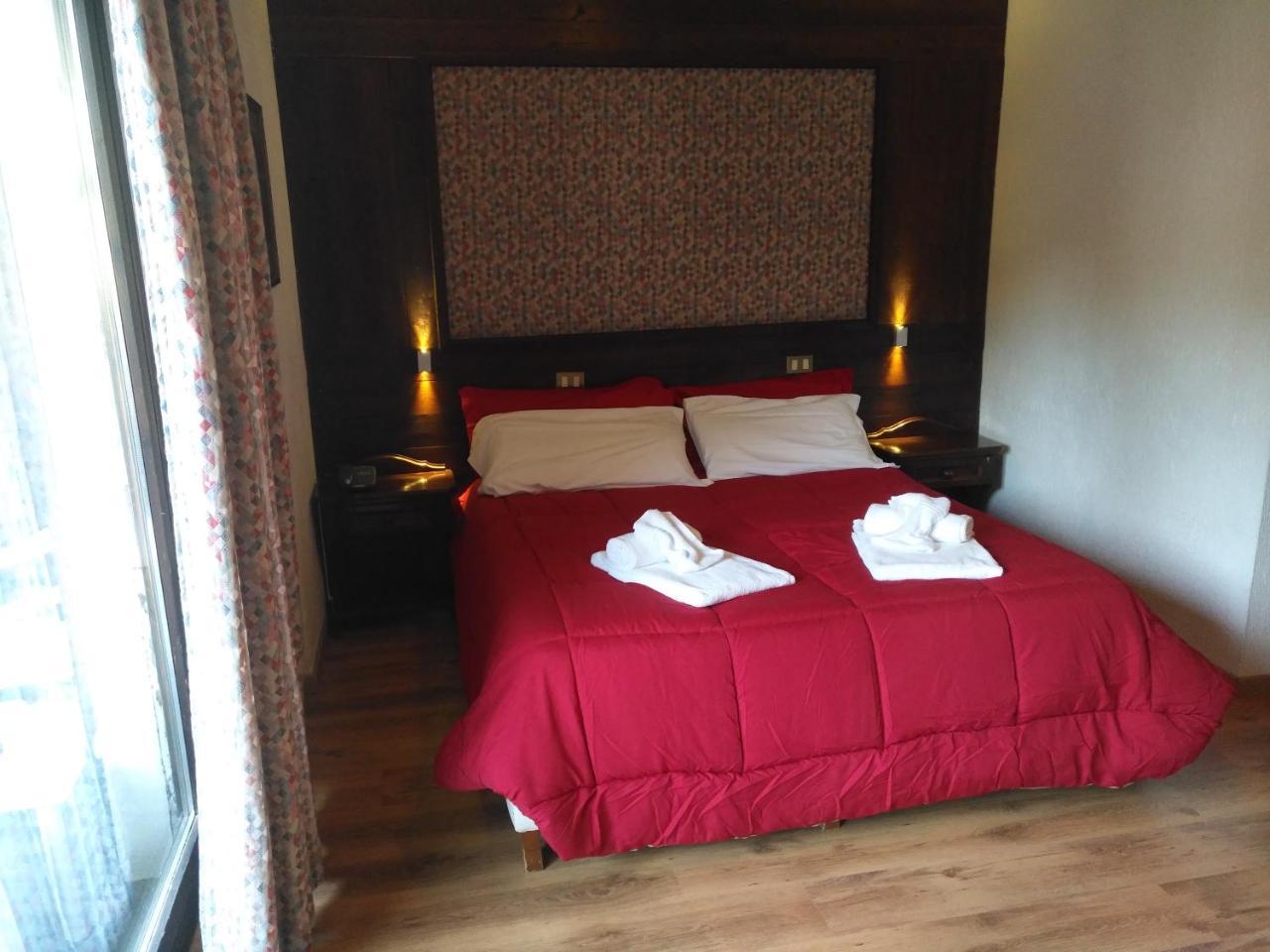 Hotel I Larici Bardonecchia Zewnętrze zdjęcie