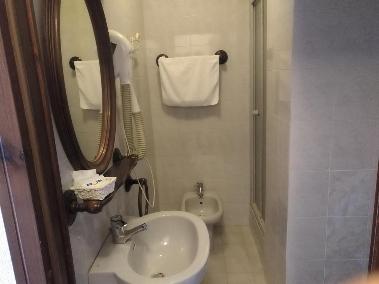 Hotel I Larici Bardonecchia Zewnętrze zdjęcie