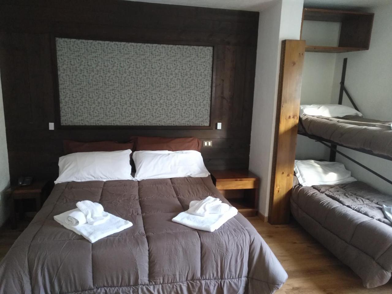 Hotel I Larici Bardonecchia Zewnętrze zdjęcie